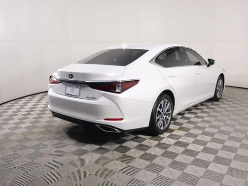 2025 Lexus ES 350 Base