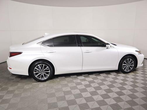 2025 Lexus ES 350 Base