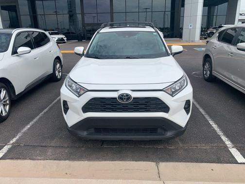 2020 Toyota RAV4 XLE