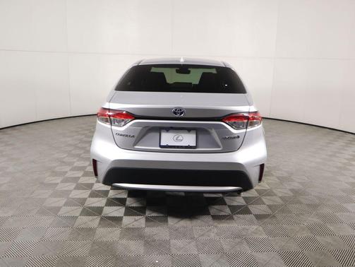 2021 Toyota Corolla Hybrid LE