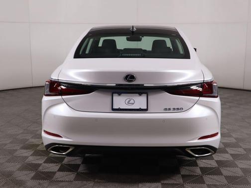 2025 Lexus ES 350 Base
