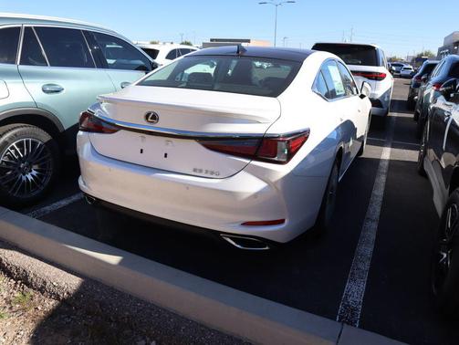 2025 Lexus ES 350 Luxury