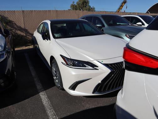 2025 Lexus ES 350 Luxury