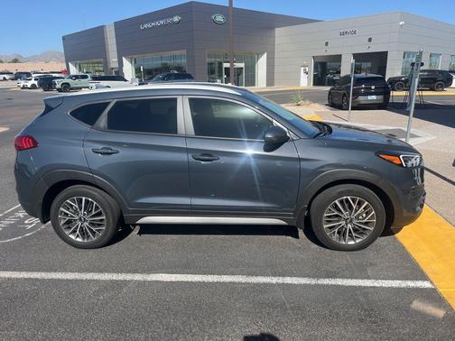 2021 Hyundai TUCSON SEL