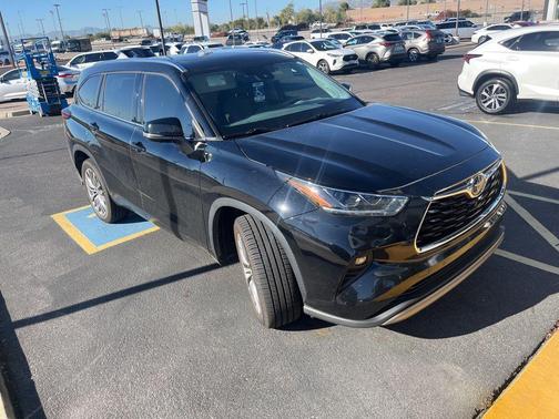 2021 Toyota Highlander Platinum