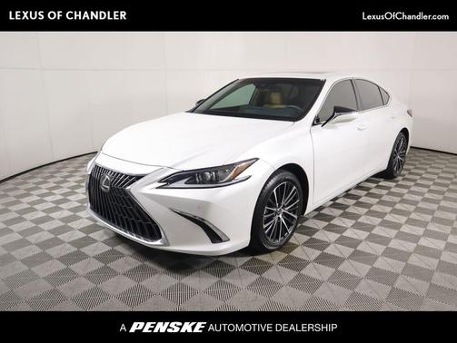 2023 Lexus ES 300h Base