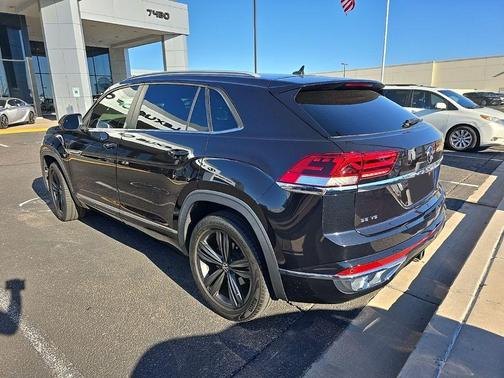 2020 Volkswagen Atlas Cross Sport 3.6L V6 SE w/Technology R-Line