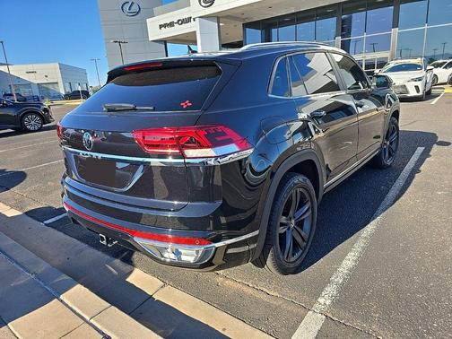 2020 Volkswagen Atlas Cross Sport 3.6L V6 SE w/Technology R-Line