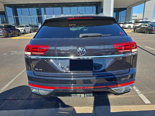2020 Volkswagen Atlas Cross Sport 3.6L V6 SE w/Technology R-Line