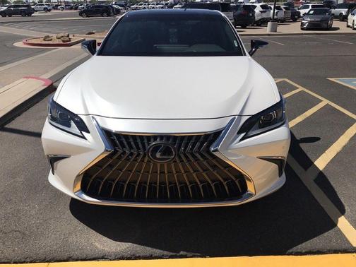 2023 Lexus ES 350 Base