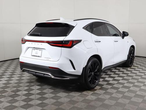 2026 Lexus NX 450h+ NX 450h+ F SPORT Handling