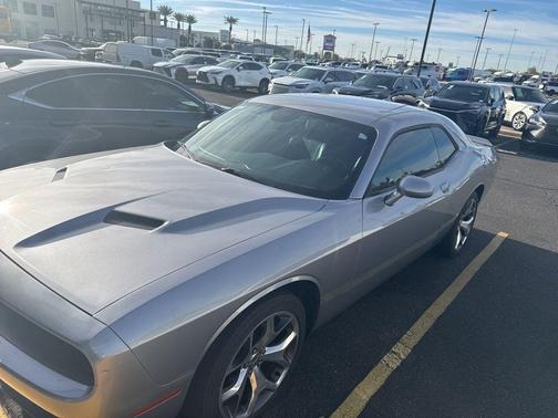 2015 Dodge Challenger SXT Plus