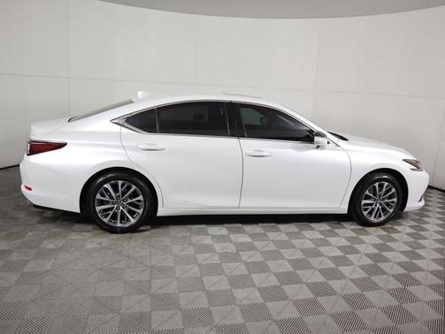 2025 Lexus ES 350 Base