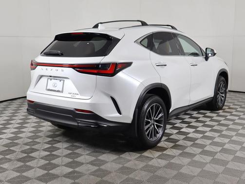 2025 Lexus NX 350h Premium