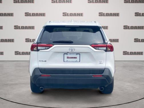 Ice 2024 Toyota RAV4 LE