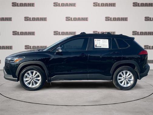 2022 Toyota Corolla Cross XLE