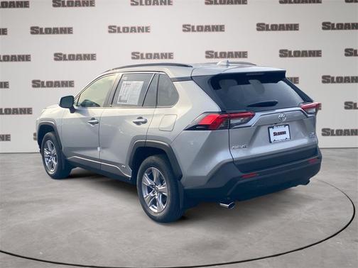 2025 Toyota RAV4 Hybrid XLE