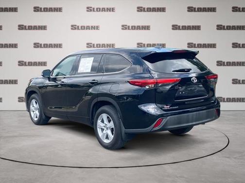 2022 Toyota Highlander L