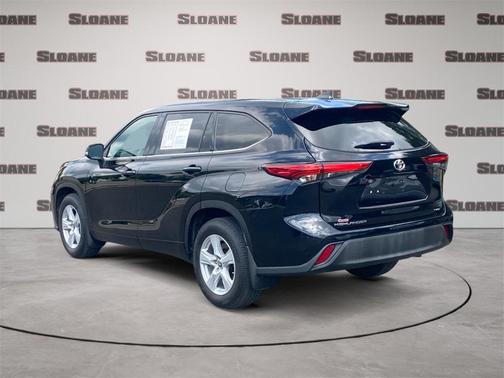 2022 Toyota Highlander L