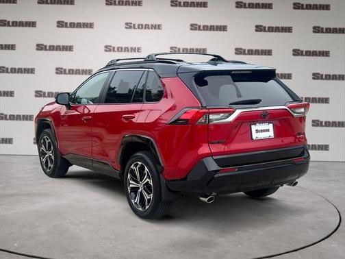2025 Toyota RAV4 Hybrid SE