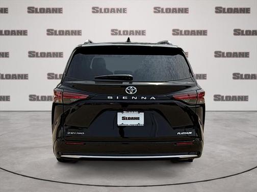 2025 Toyota Sienna Platinum 7 Passenger