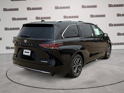 2025 Toyota Sienna Platinum 7 Passenger