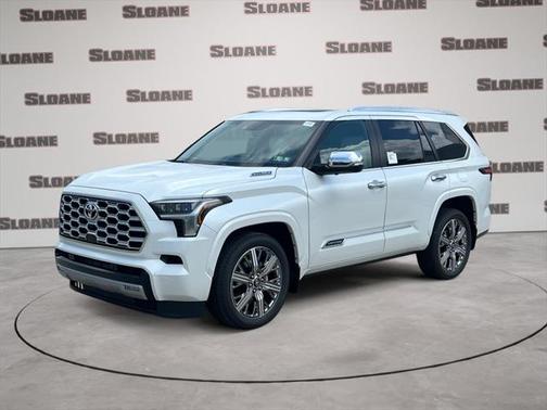 2025 Toyota Sequoia Base