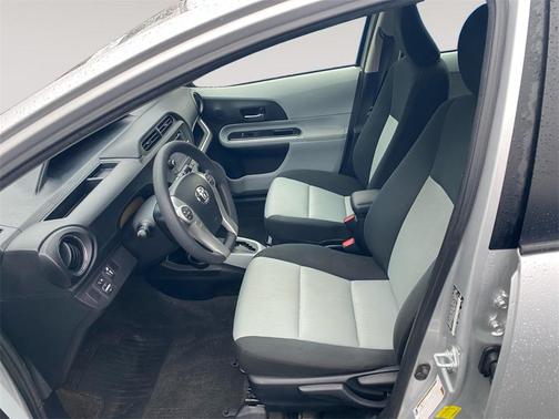 2014 Toyota Prius c Four