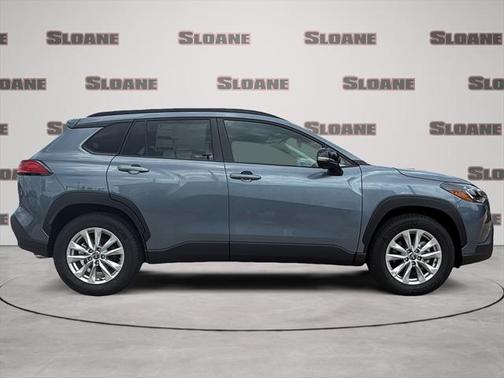 2025 Toyota Corolla Cross LE