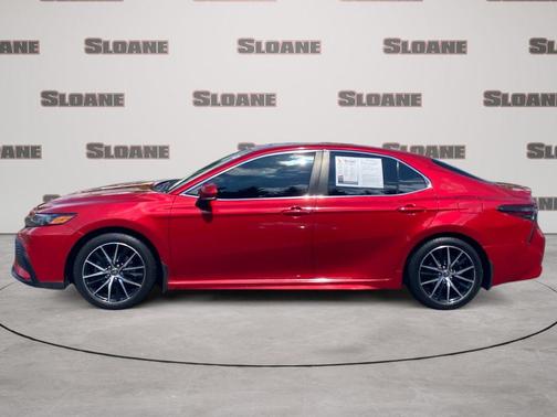 Supersonic Red 2021 Toyota Camry SE