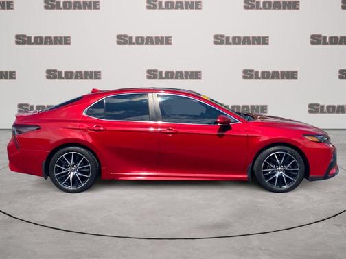 Supersonic Red 2021 Toyota Camry SE