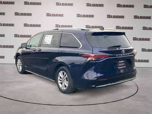 2021 Toyota Sienna Limited 7-Passenger