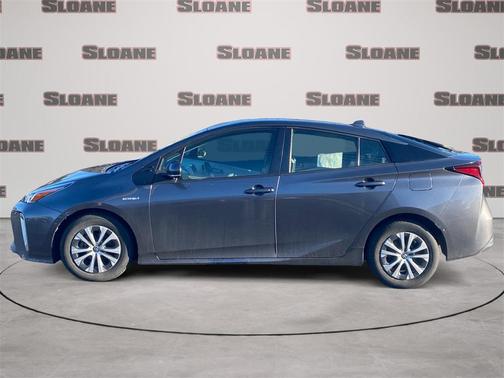 2021 Toyota Prius XLE