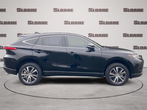 2022 Toyota Venza LE