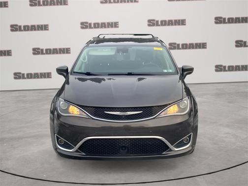 2018 Chrysler Pacifica Touring-L Plus