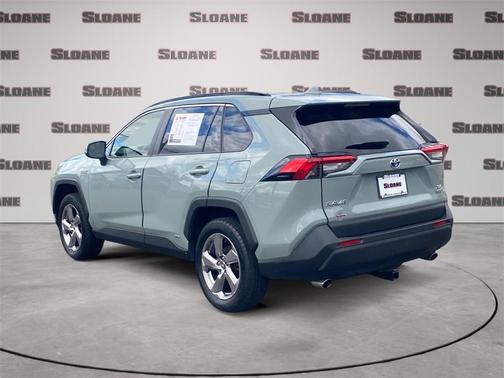 2021 Toyota RAV4 Hybrid XLE Premium
