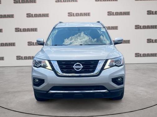 2019 Nissan Pathfinder SV
