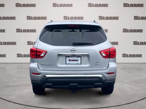 2019 Nissan Pathfinder SV