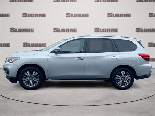 2019 Nissan Pathfinder SV