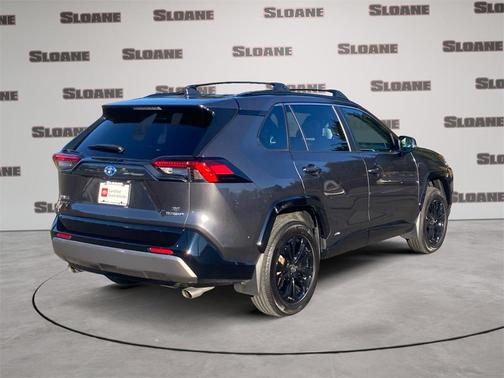 2023 Toyota RAV4 Hybrid SE
