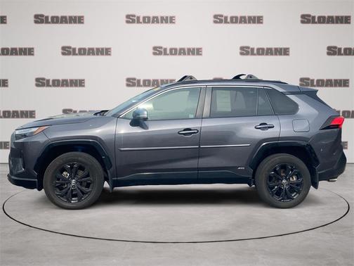 2023 Toyota RAV4 Hybrid SE