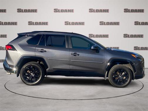 2023 Toyota RAV4 Hybrid SE