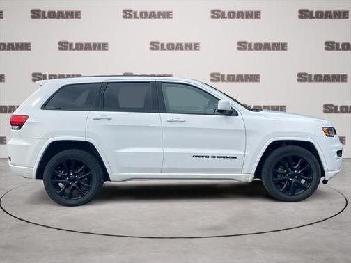 2017 Jeep Grand Cherokee Altitude