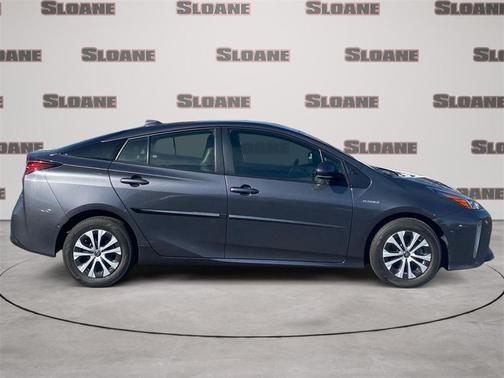 2022 Toyota Prius XLE