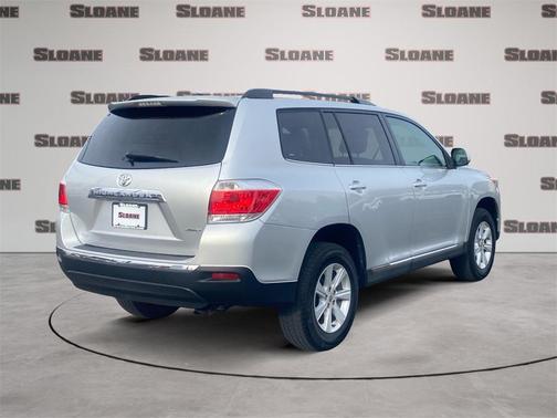 2011 Toyota Highlander SE