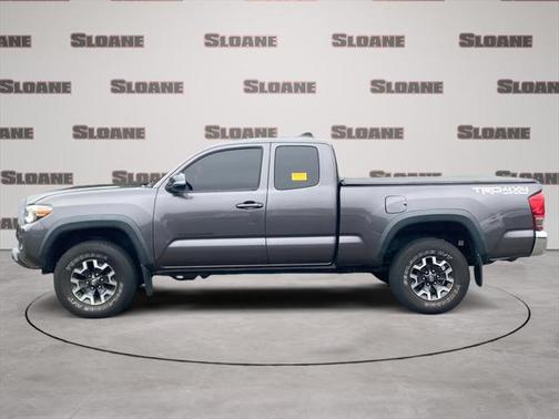 2017 Toyota Tacoma SR5