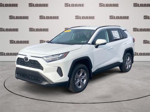 2025 Toyota RAV4 XLE