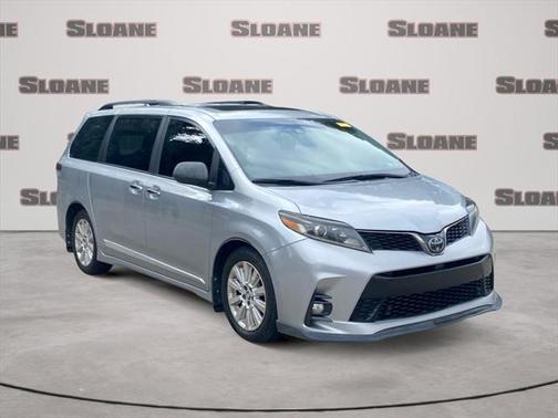 2018 Toyota Sienna SE
