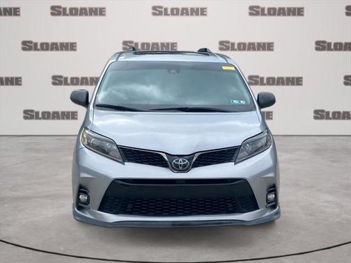 2018 Toyota Sienna SE