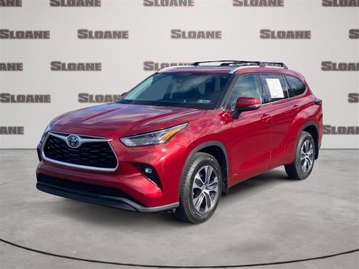 2022 Toyota Highlander Hybrid XLE